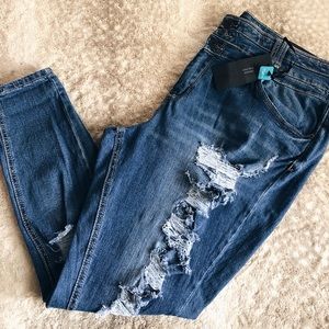 +PLUS SIZE -HIGH RISE JEANS-